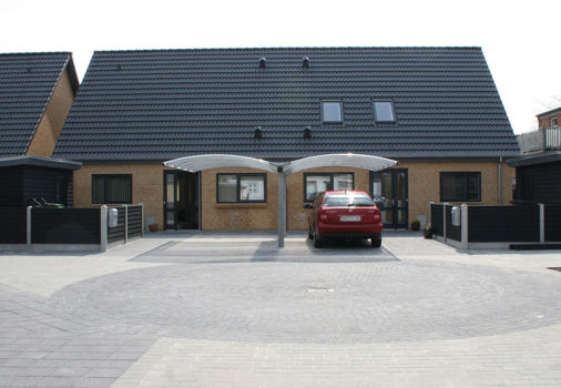 EAGLE carport med plads til 2 biler. Perfekt til at dele med naboen