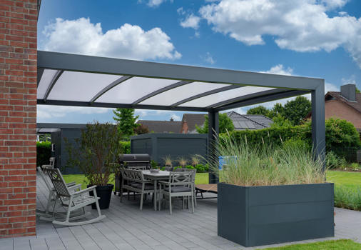 Lækker stor terrasseoverdækning i model KUBIC