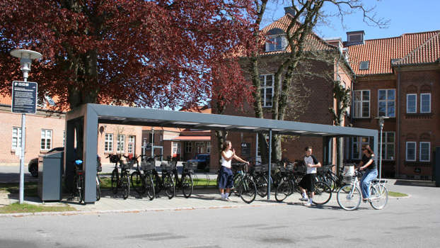 Sortlakeret cykelparkering model KUBIC